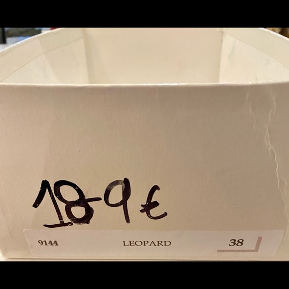 Gioie Italiane Handcrafted Clogged Mule Heels - Picture 7 of 12